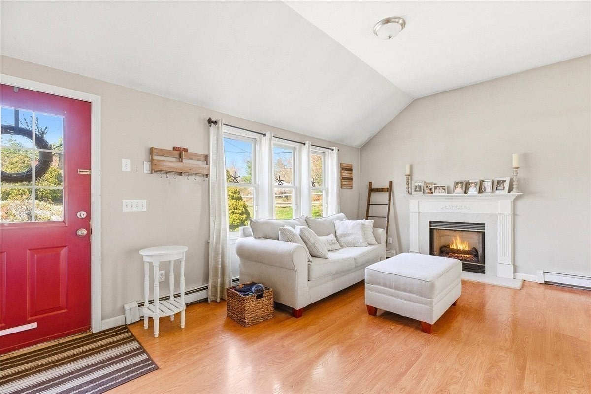 2 Juniper St, Plymouth, MA, 2 Juniper St, Plymouth, MA Photo #7