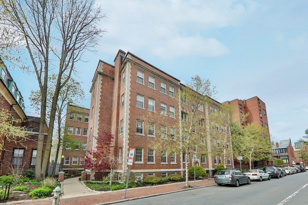 Photo of 21 Chauncy St #32, Cambridge, MA