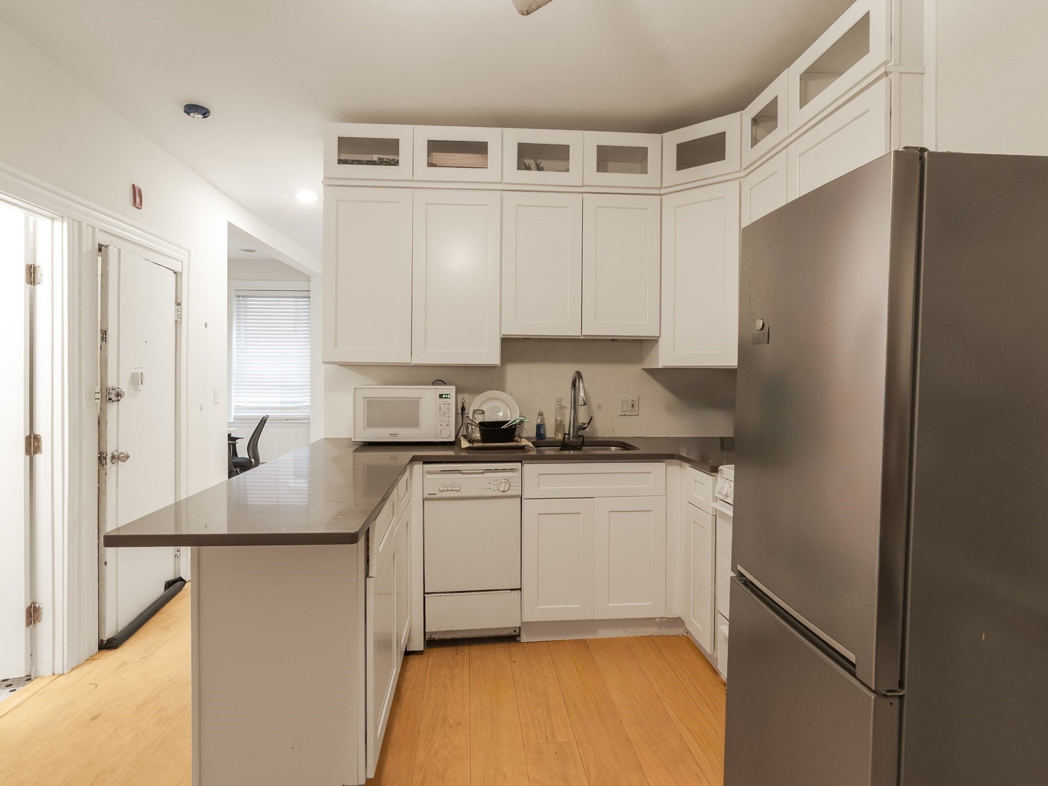 22 Irving St #2, Boston, MA, 22 Irving St #2, Boston, MA Photo #2