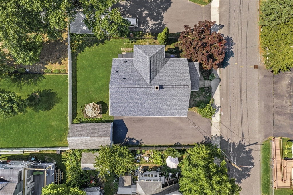 12 Johnson Ave