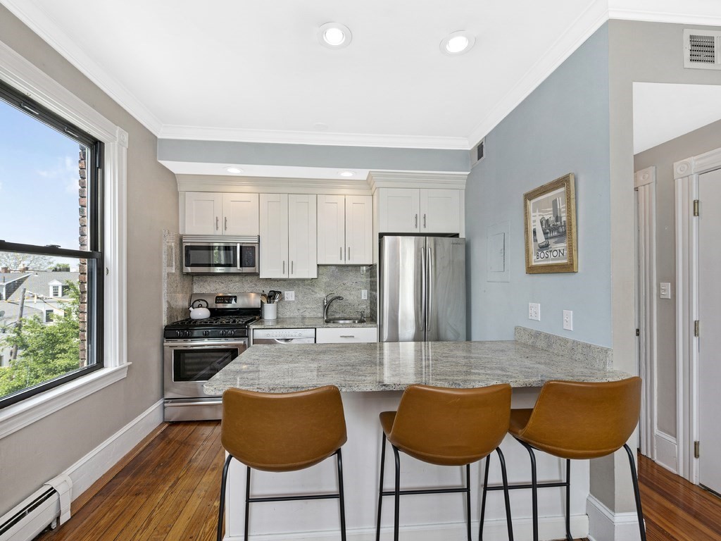 58 Winthrop Street 3