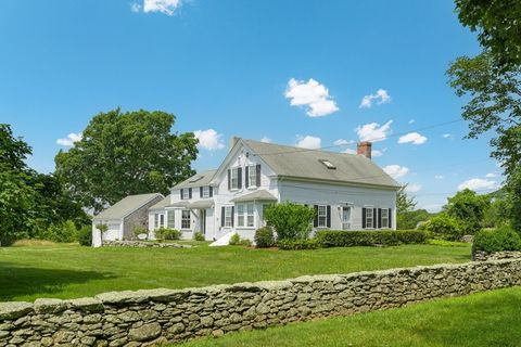 177 Howland Rd Westport MA 02790