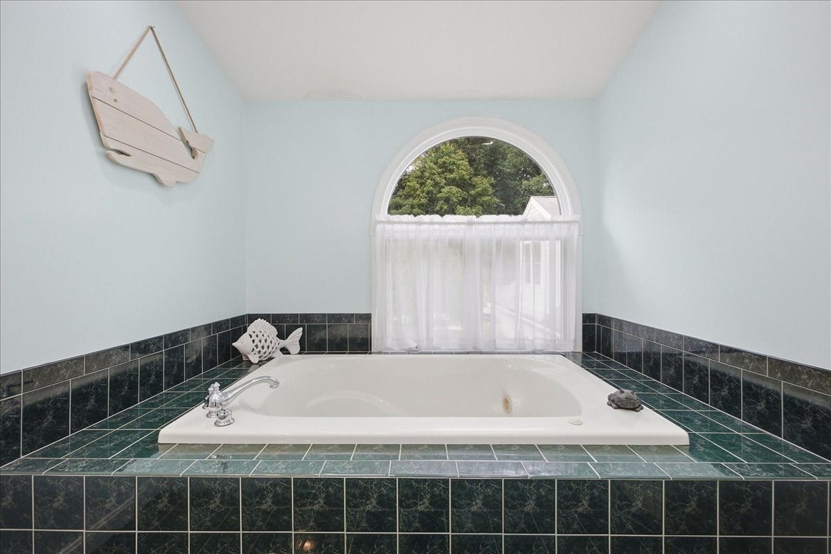 68 Fairview Ave, Pembroke, MA, 68 Fairview Ave, Pembroke, MA Photo #22