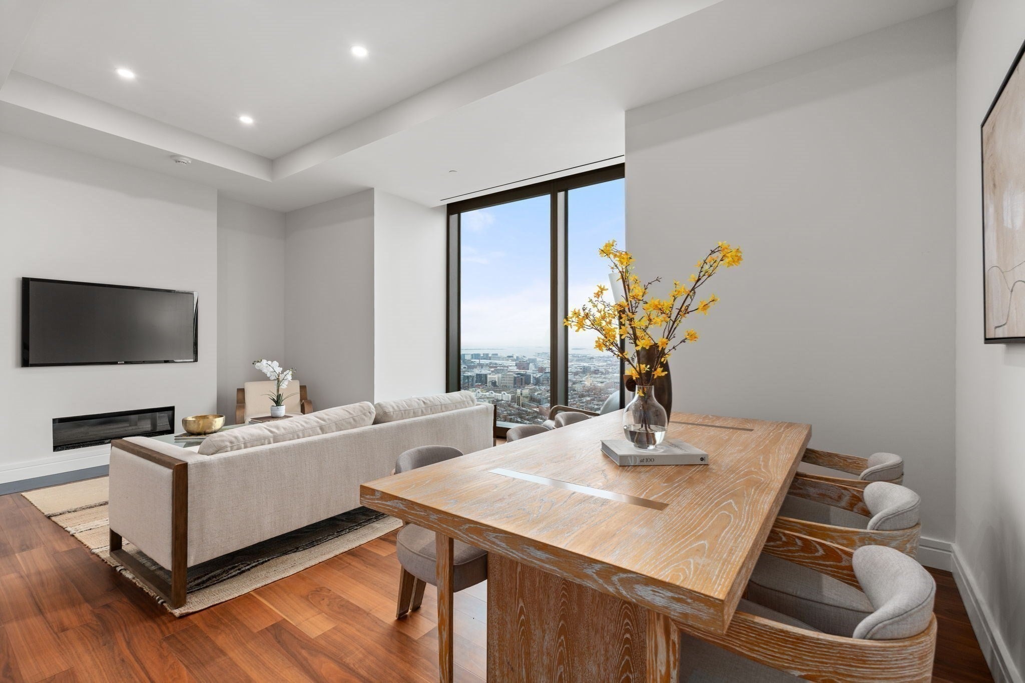 1 Dalton St 4703