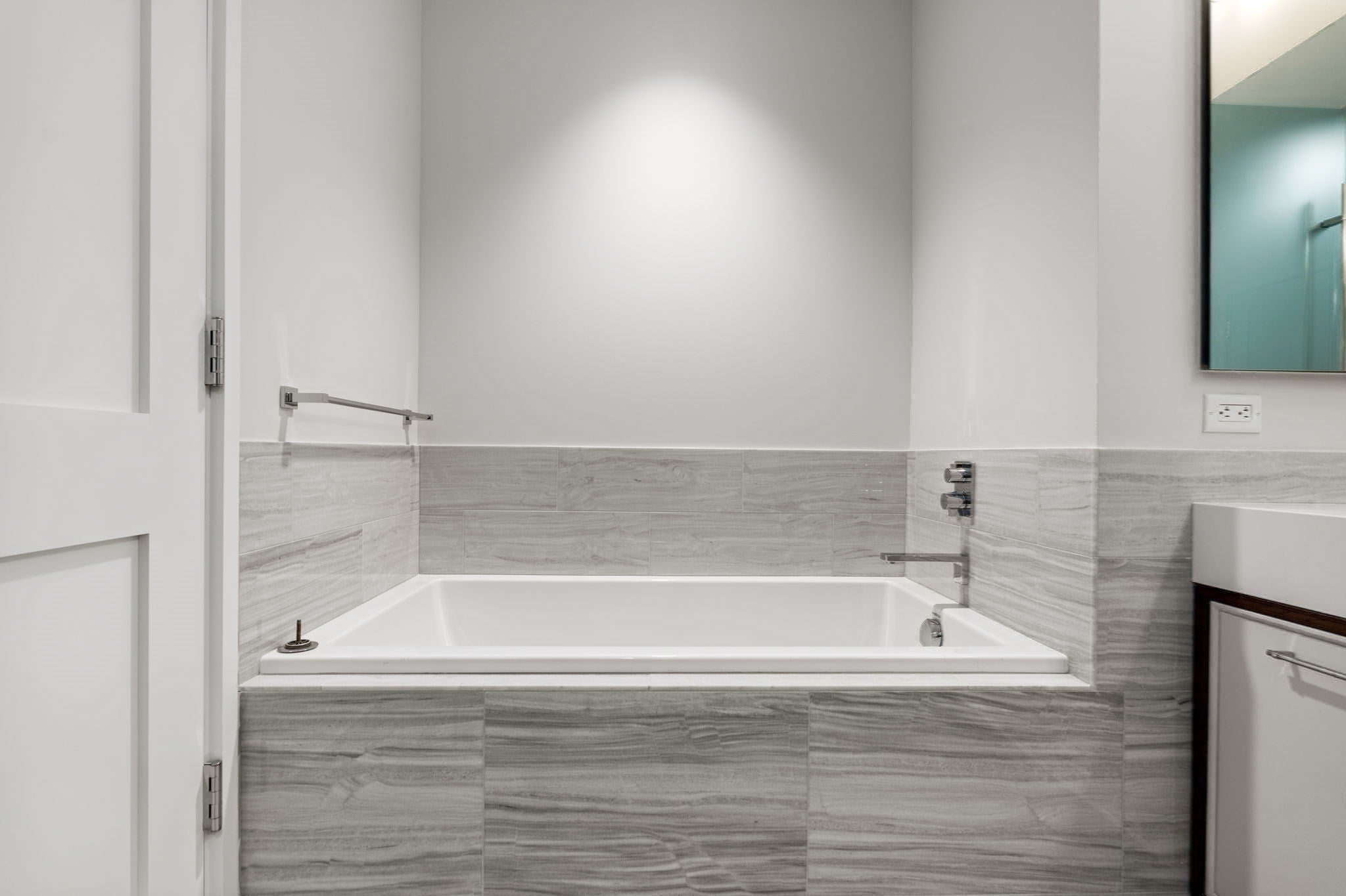 1 Dalton St #4703, Boston, MA, 1 Dalton St #4703, Boston, MA Photo #16