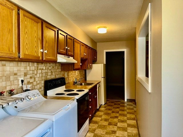 180 Applewood Dr 180