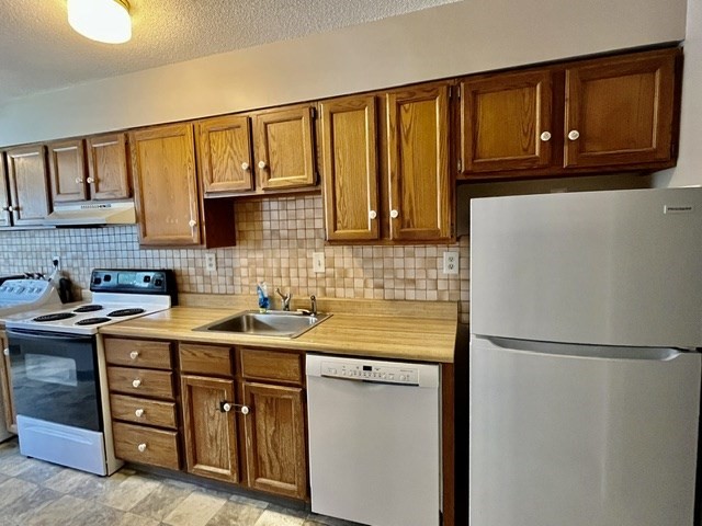180 Applewood Dr 180