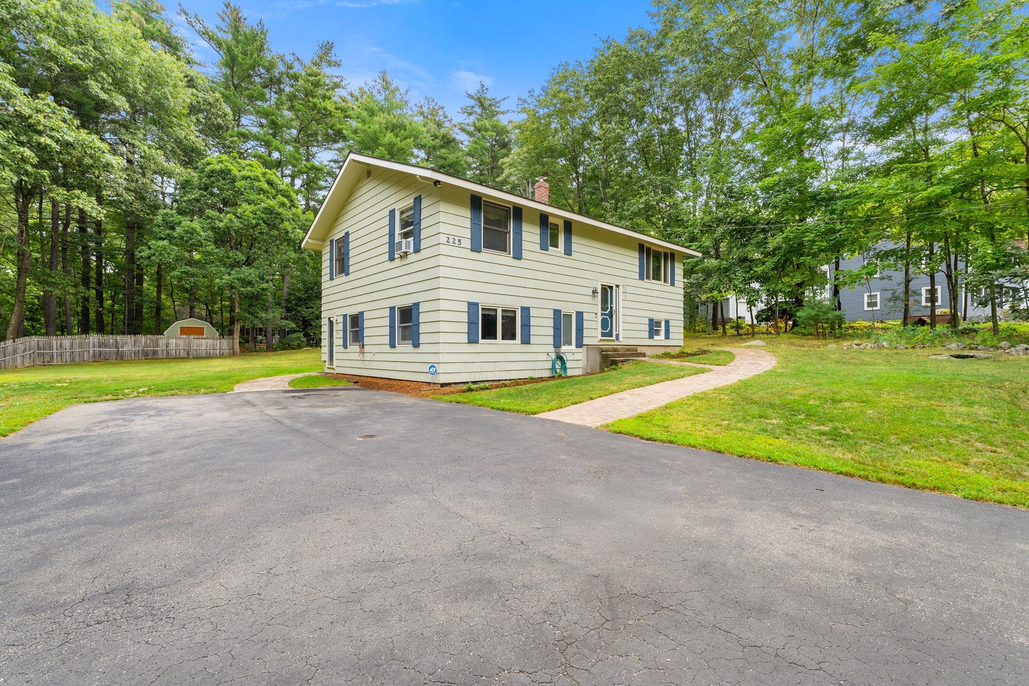225 Taylor Rd, Stow, MA, 225 Taylor Rd, Stow, MA Photo #2