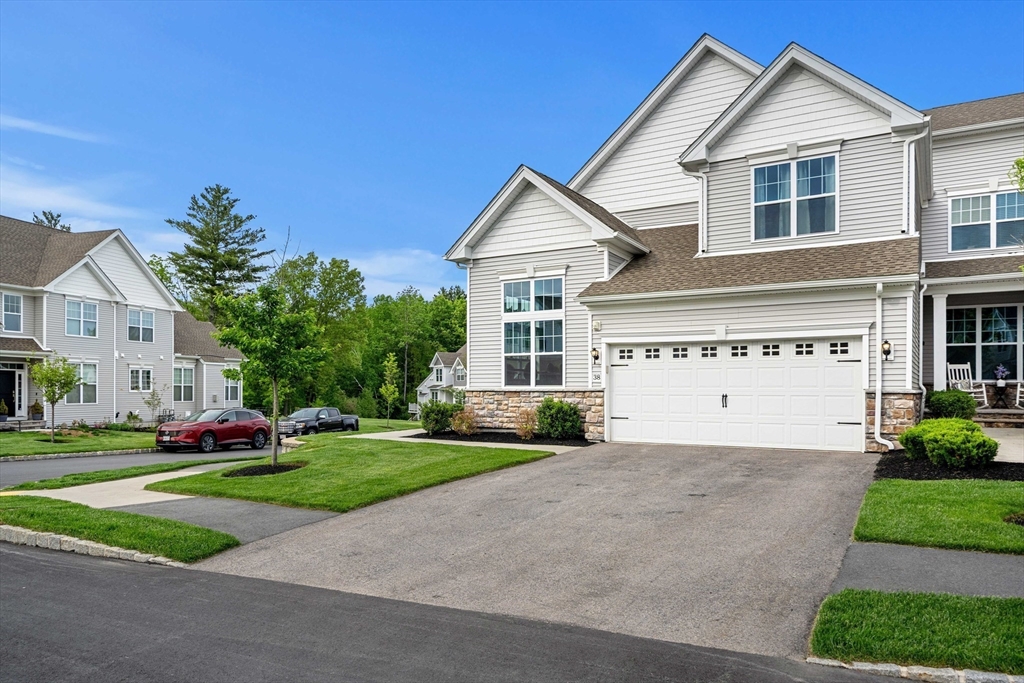 38 Phoebe Street 102