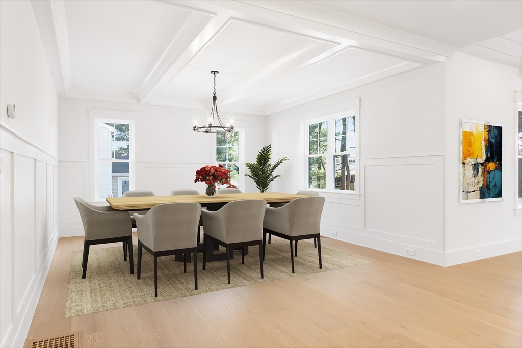 Natick, Massachusetts 01760, United States, 5 Bedrooms Bedrooms, ,5 BathroomsBathrooms,Residential,Pending,114227