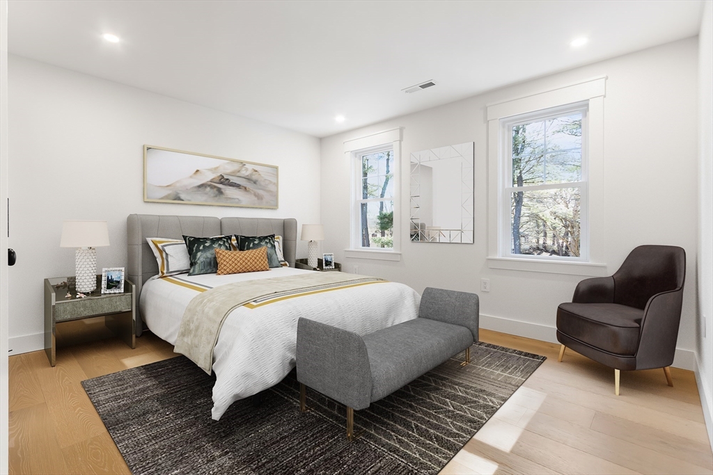 Natick, Massachusetts 01760, United States, 5 Bedrooms Bedrooms, ,5 BathroomsBathrooms,Residential,Pending,114227