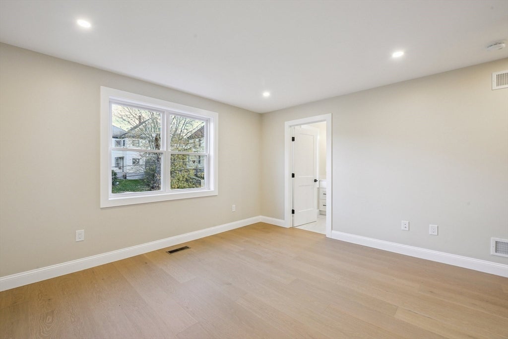 108 Stowe St #108, Fall River, MA, 108 Stowe St #108, Fall River, MA Photo #16