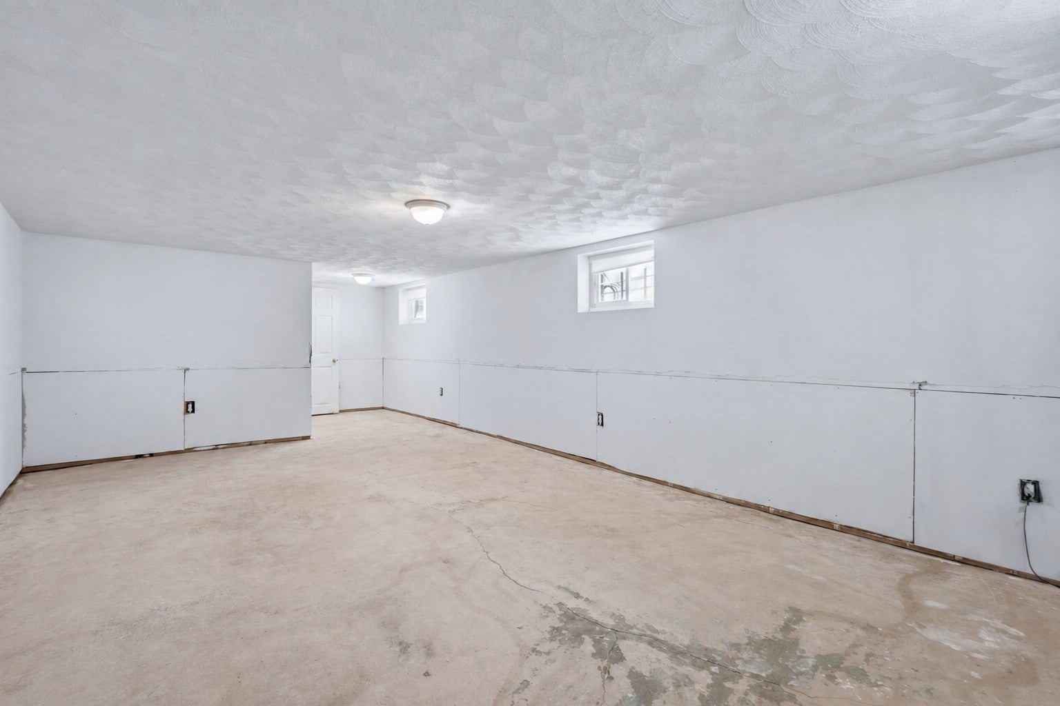 195 Mills Ave, Revere, MA, 195 Mills Ave, Revere, MA Photo #24