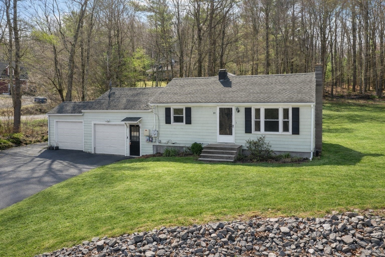 511 E County Rd