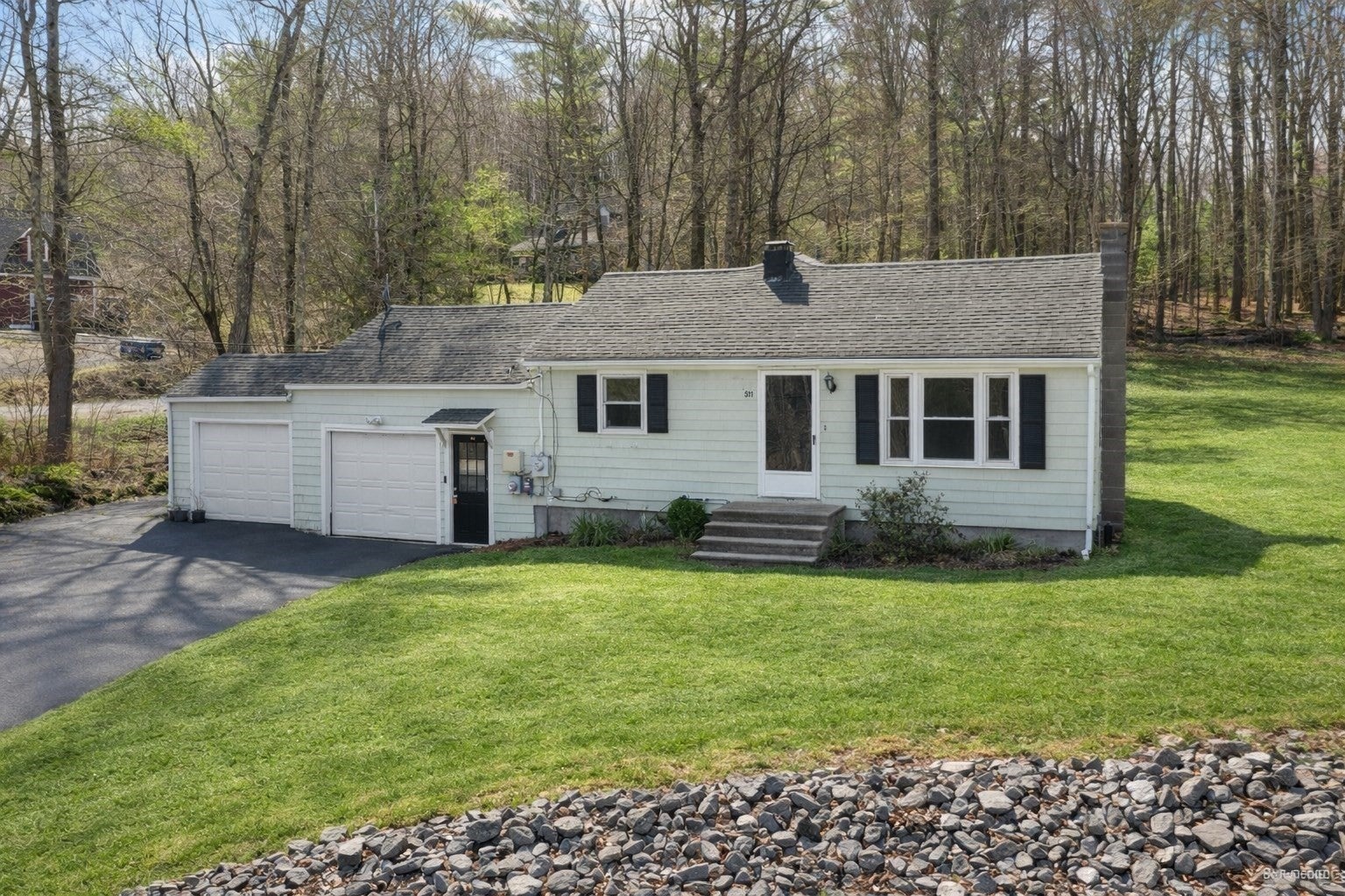 511 E County Rd