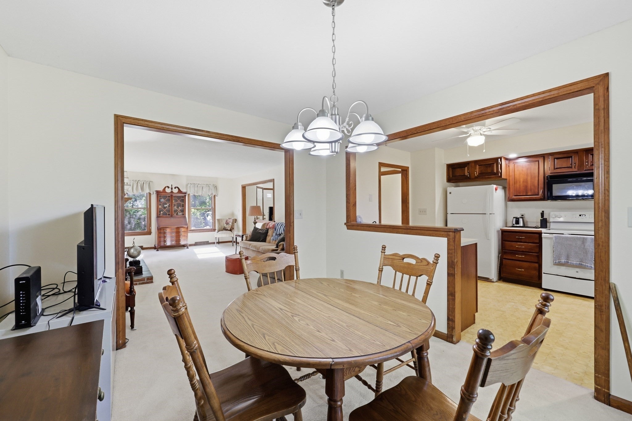 3 Castle Hill Rd #E, Agawam, MA, 3 Castle Hill Rd #E, Agawam, MA Photo #14