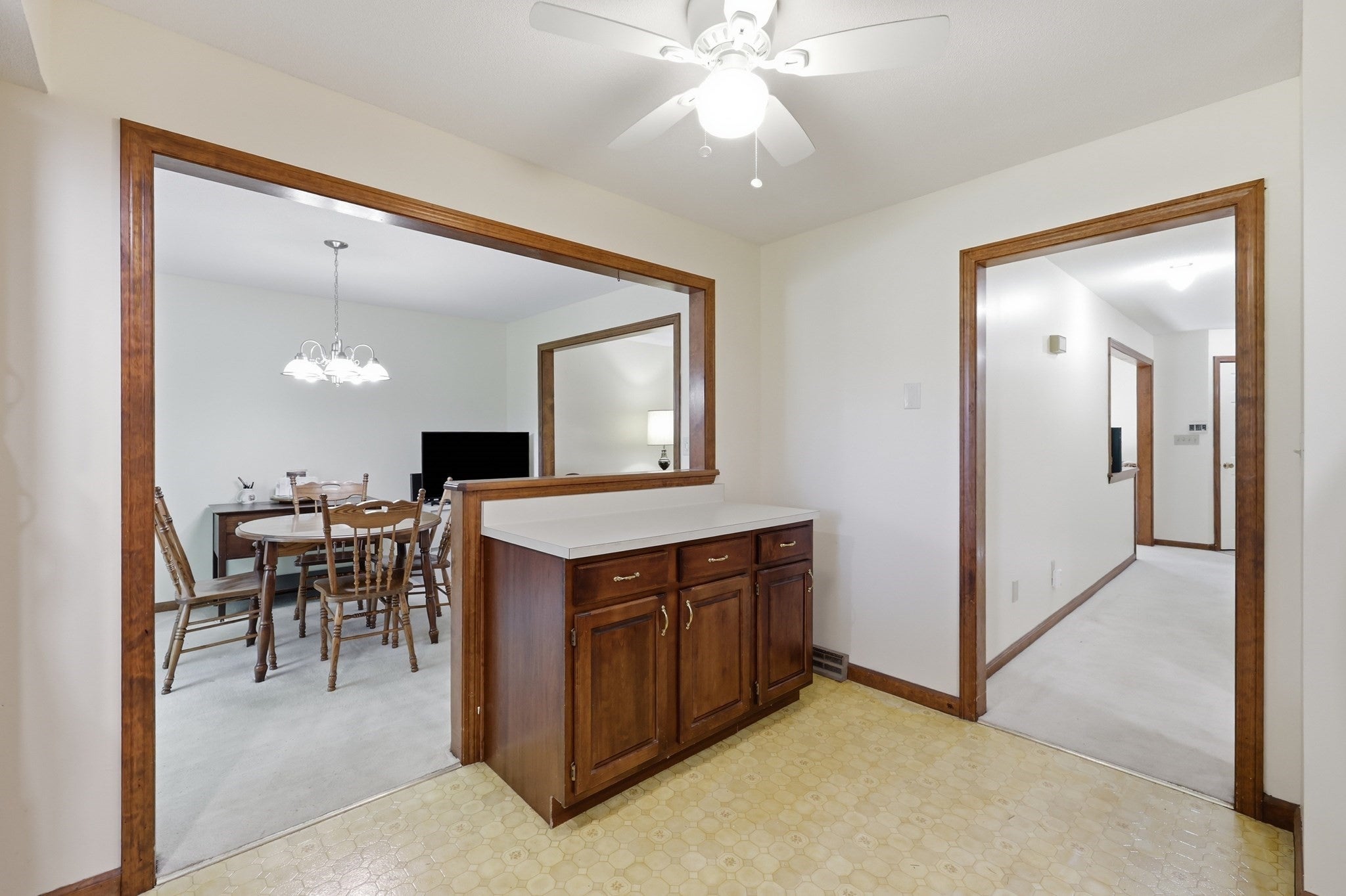 3 Castle Hill Rd #E, Agawam, MA, 3 Castle Hill Rd #E, Agawam, MA Photo #12