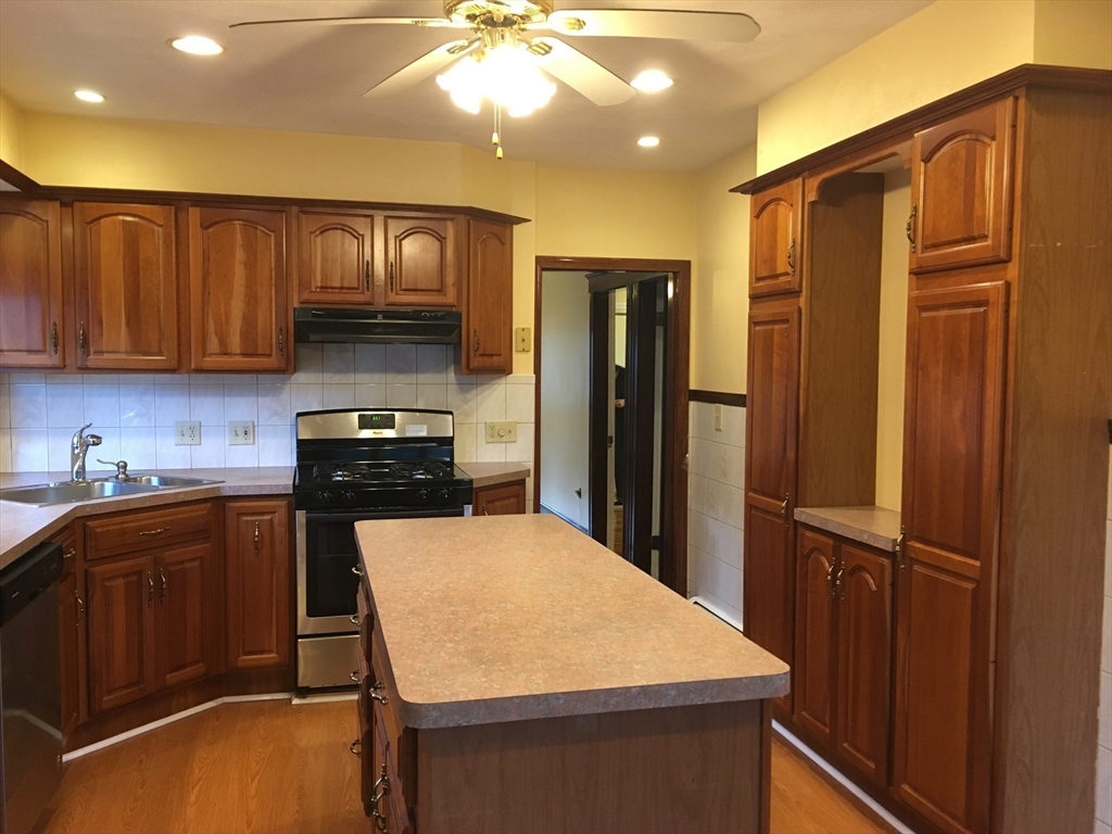 103 Wright Ave 1