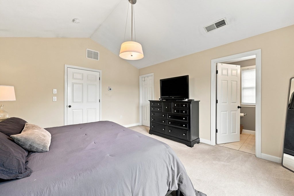 222 Mendon Street, Hopedale, MA Photo #13