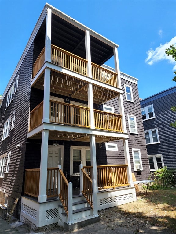 9 Bailey St #3, Boston, MA Photo #12