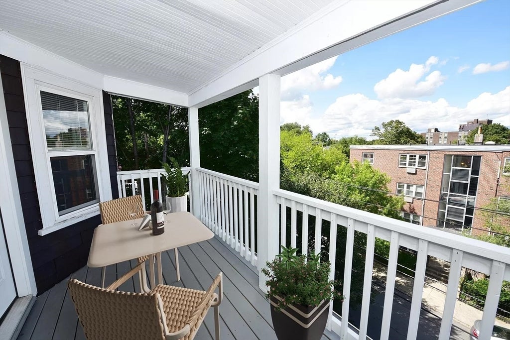 9 Bailey St #3, Boston, MA Photo #13