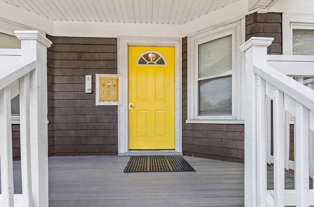 9 Bailey St #3, Boston, MA Photo #14