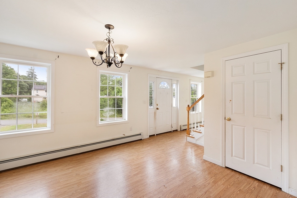 46 Woodlawn Ave