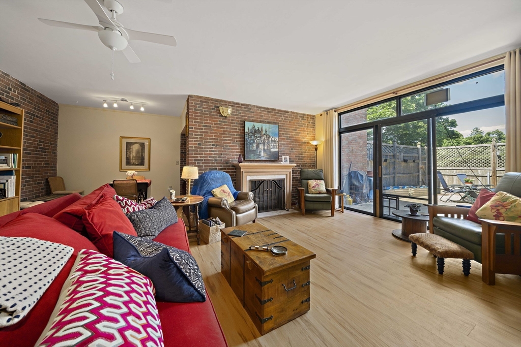 90 Sea Street 134