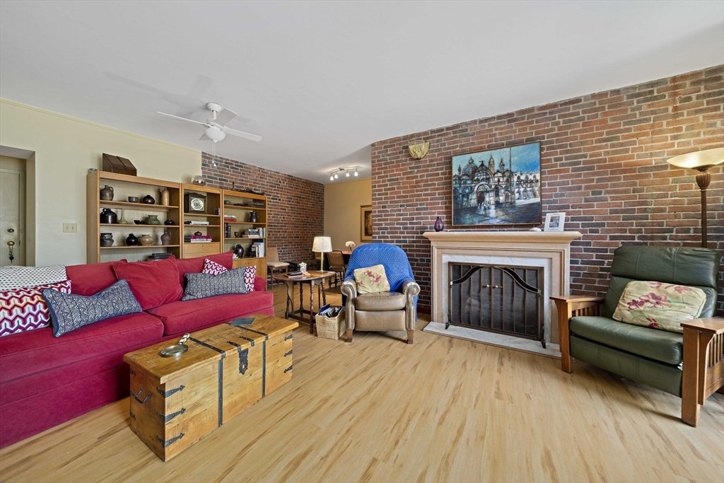 90 Sea Street 134