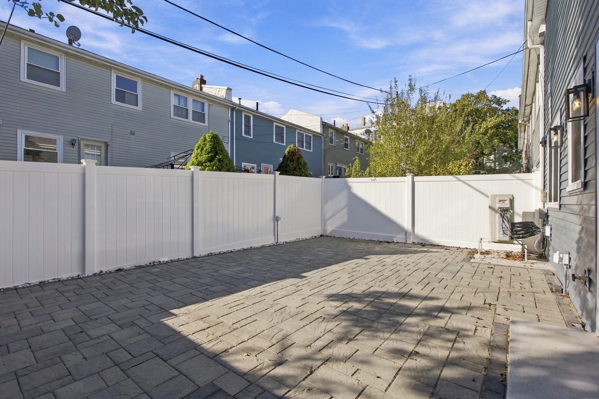 449 E 5th St #SF, Boston, MA Photo #21