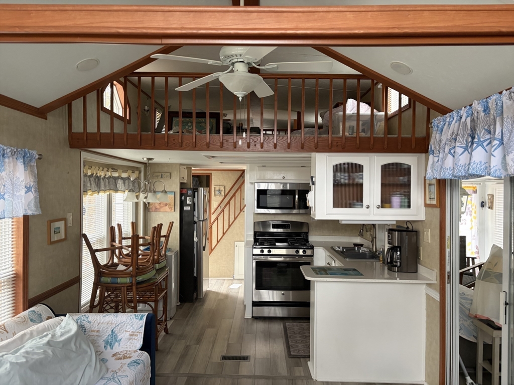 185 Cotuit Road HL15