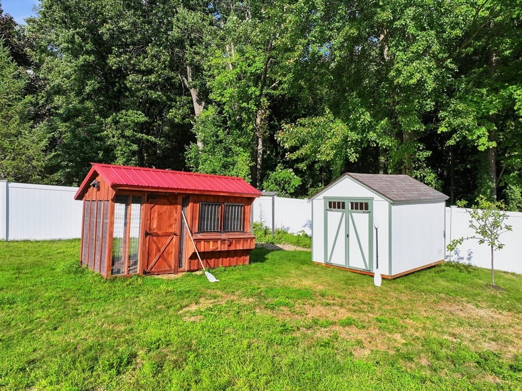 68 Scenic Dr, Leominster, MA Photo #36