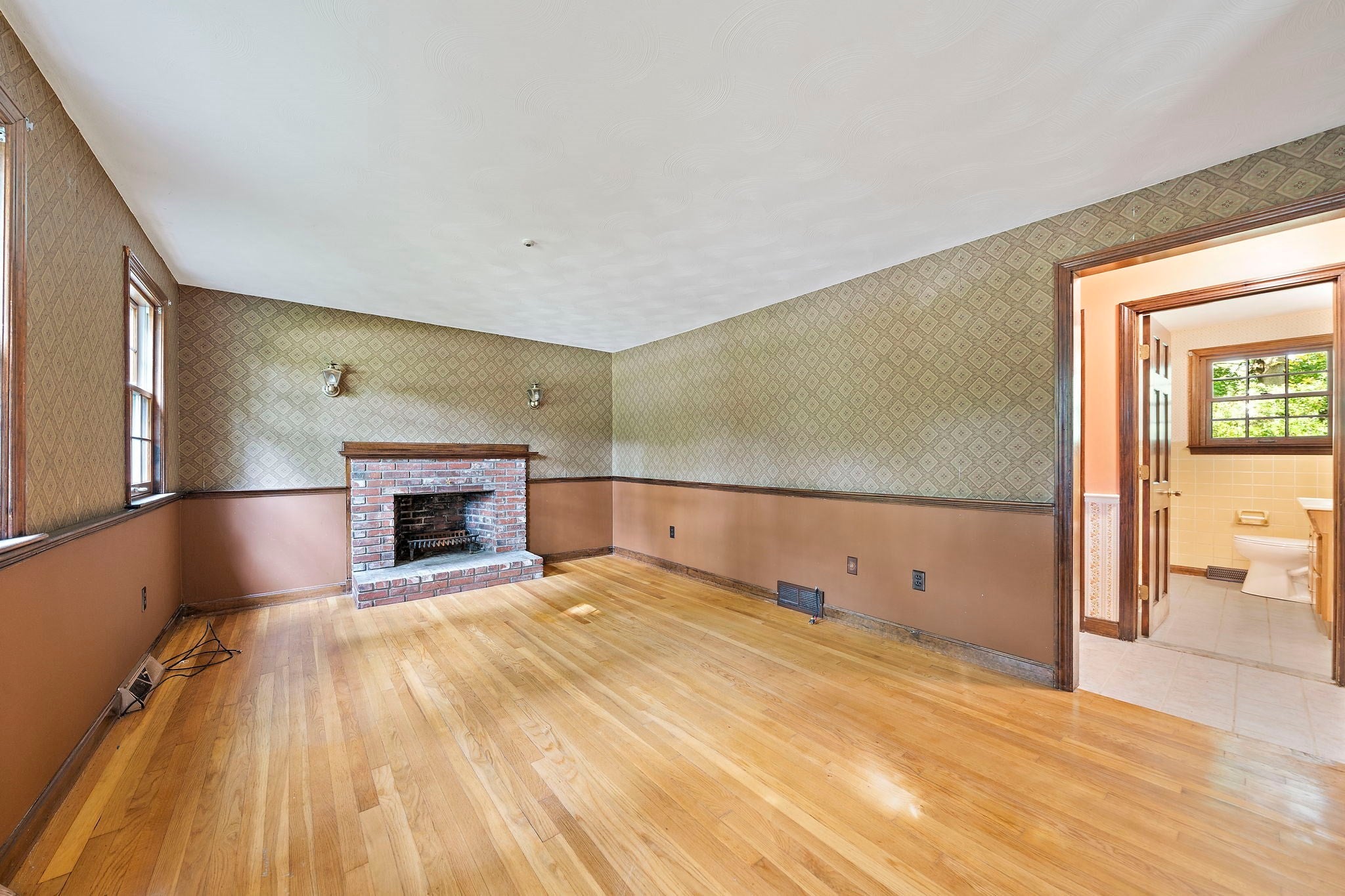 215 Bay State Cir, Hanson, MA, 215 Bay State Cir, Hanson, MA Photo #9