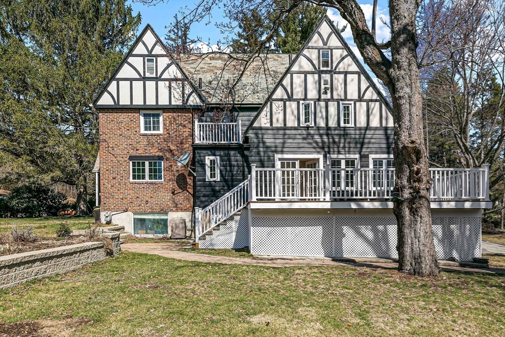 5 Old Brook Dr