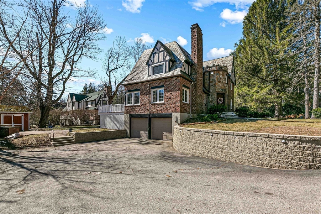 5 Old Brook Dr