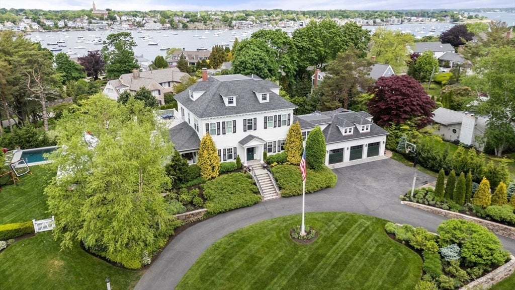 48 Harbor Ave