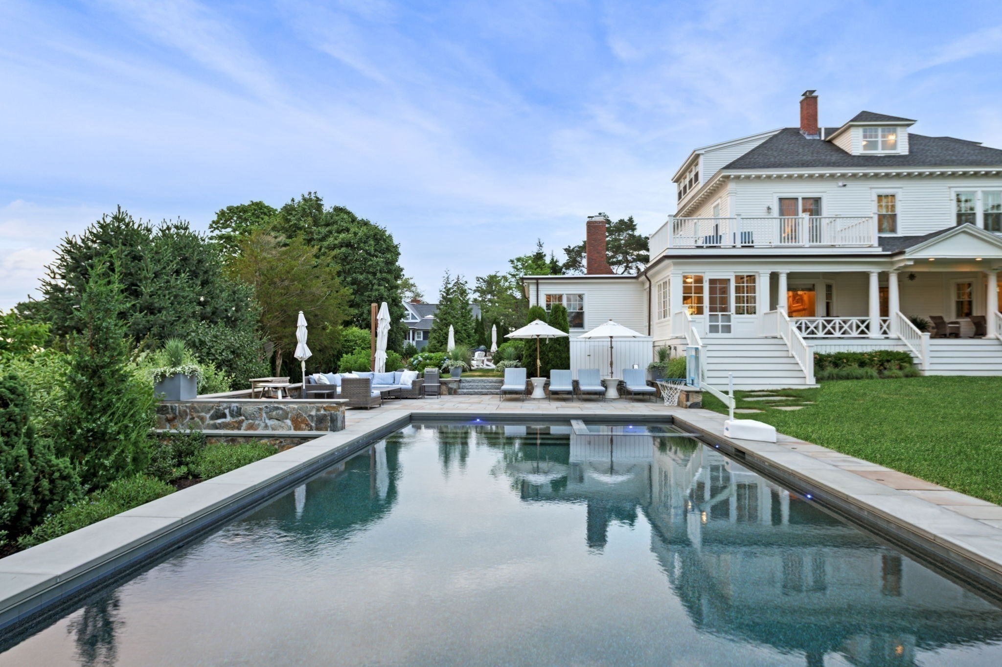 48 Harbor Ave