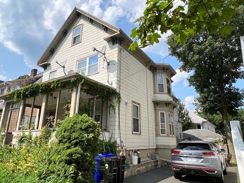 Photo of 20 Garland Ave #20, Malden, MA 02148 (MLS # 73455341)