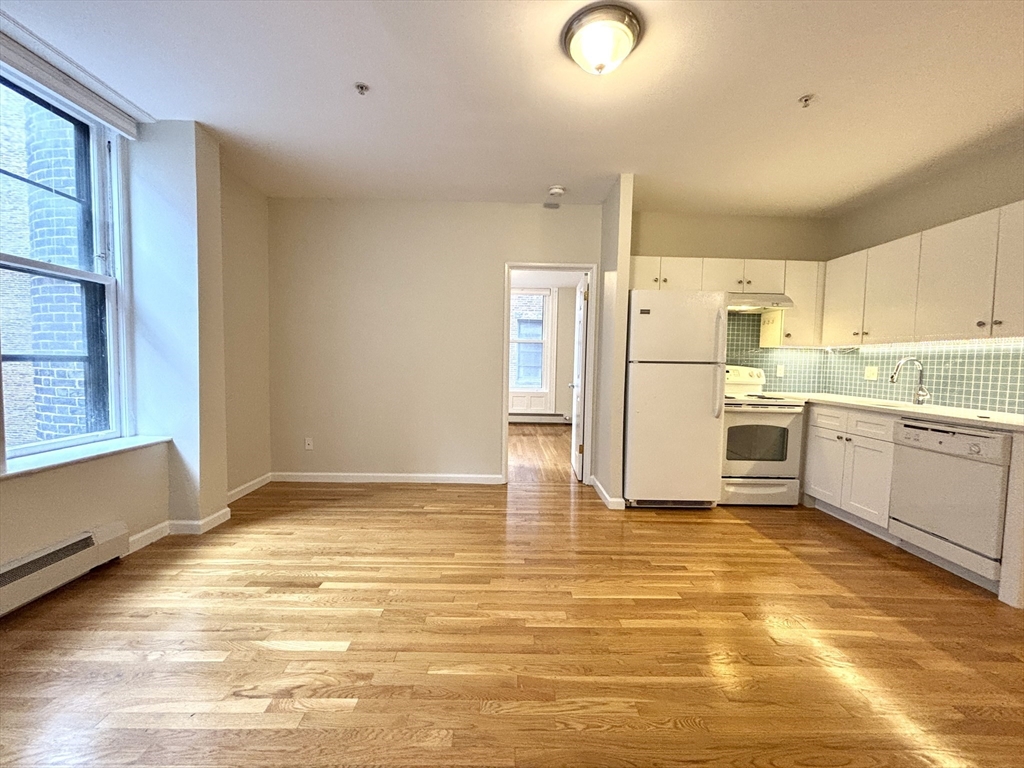 483 Beacon 36