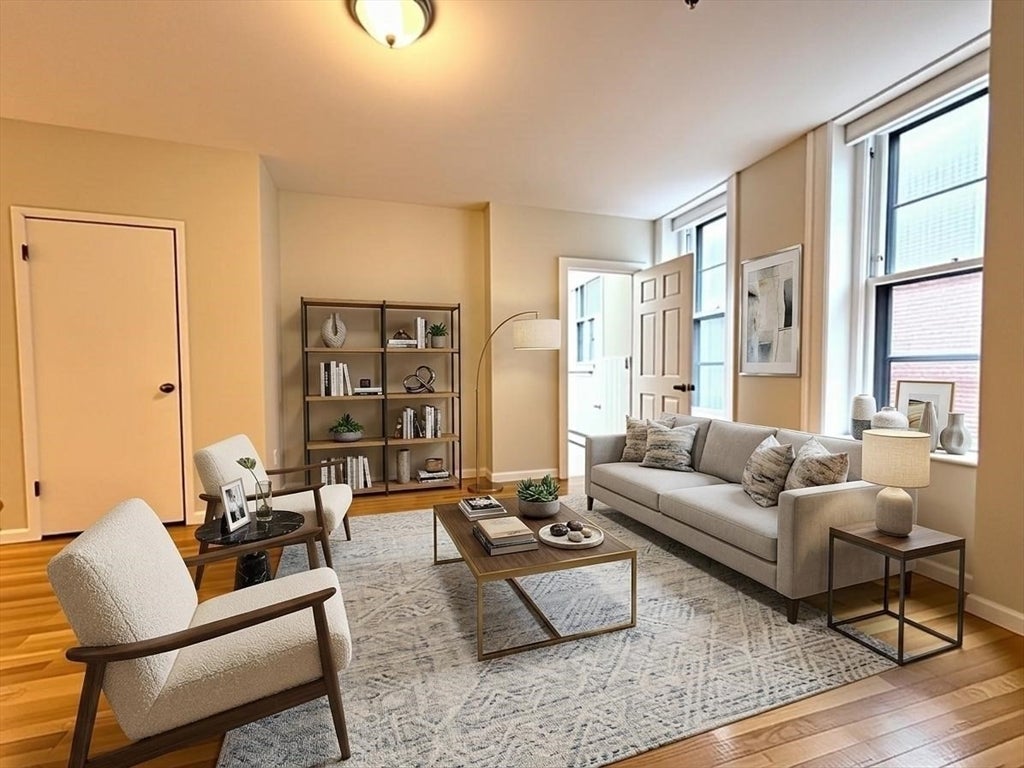 483 Beacon ST 36, Boston MA 02115