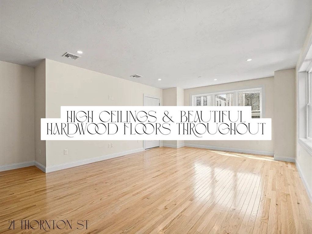 Revere, Massachusetts 02151, United States, 3 Bedrooms Bedrooms, ,2 BathroomsBathrooms,Residential,Contingent,207283