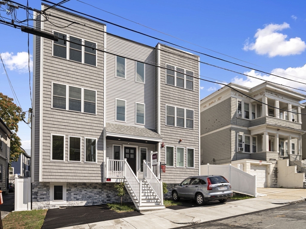 Revere, Massachusetts 02151, United States, 3 Bedrooms Bedrooms, ,2 BathroomsBathrooms,Residential,Contingent,207283