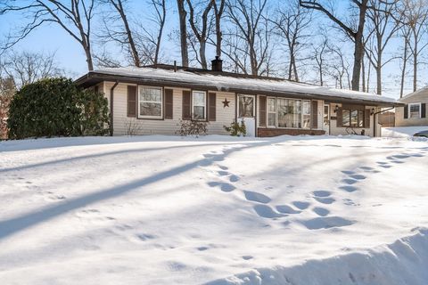 Photo of 101 Regent Rd, Brockton, MA 02302 (MLS # 73477305)