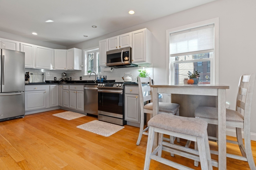 223 Neponset 2