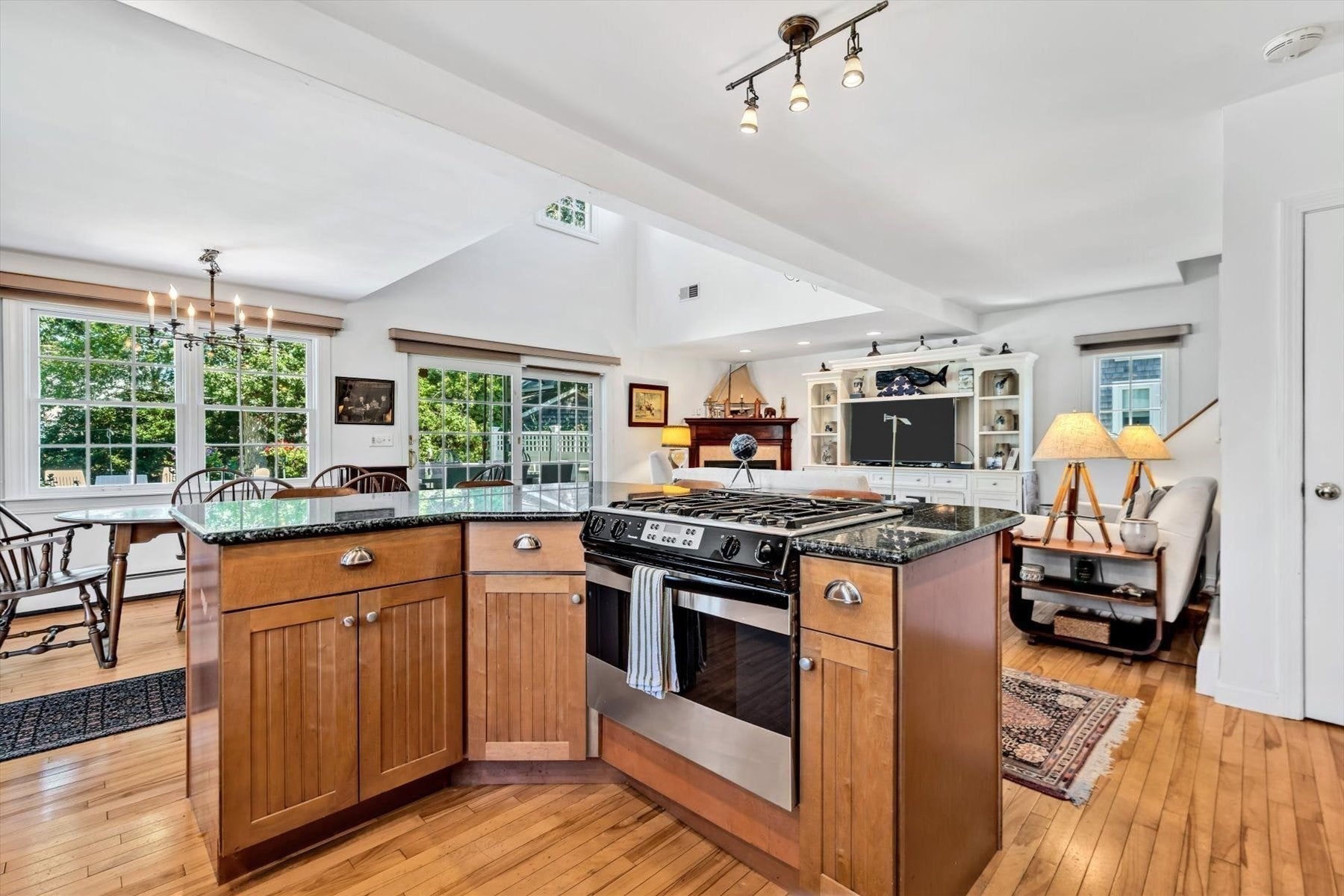 14 Hawthorne Avenue, Falmouth, MA, 14 Hawthorne Avenue, Falmouth, MA Photo #15
