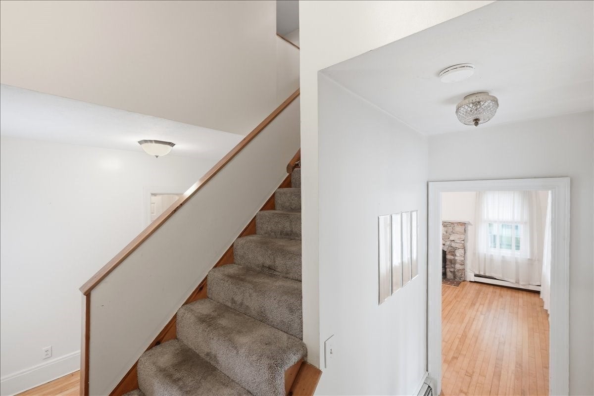 15 Walnut St, West Bridgewater, MA Photo #19