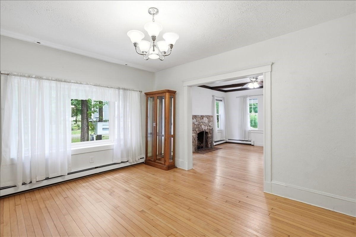 15 Walnut St, West Bridgewater, MA Photo #14