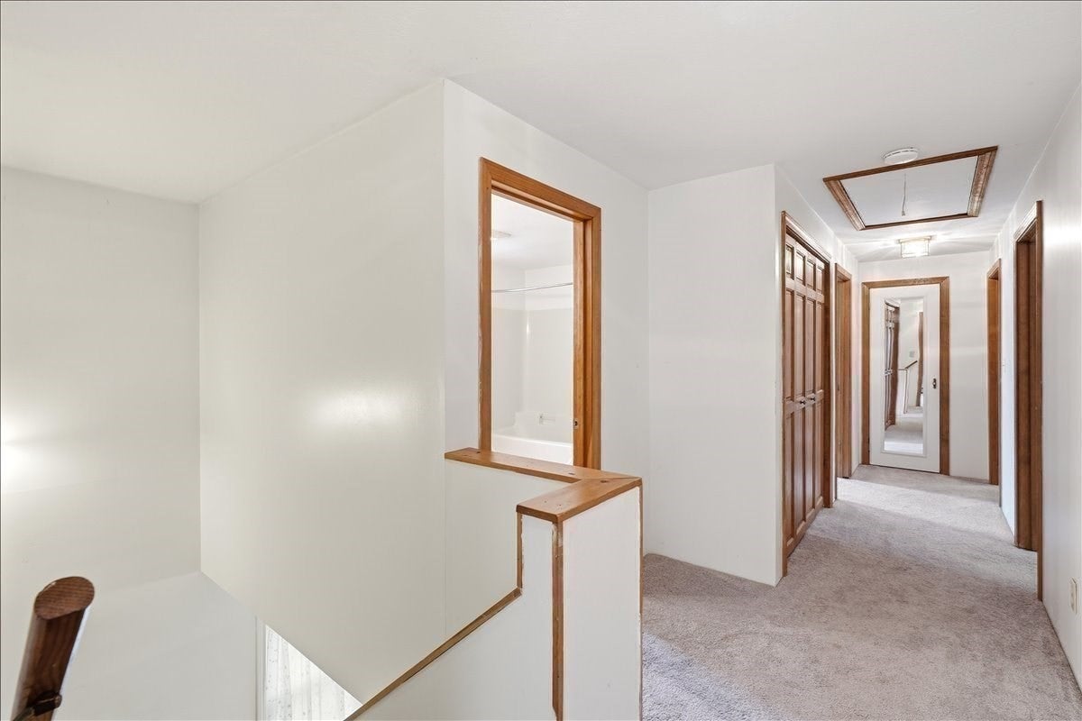15 Walnut St, West Bridgewater, MA Photo #20