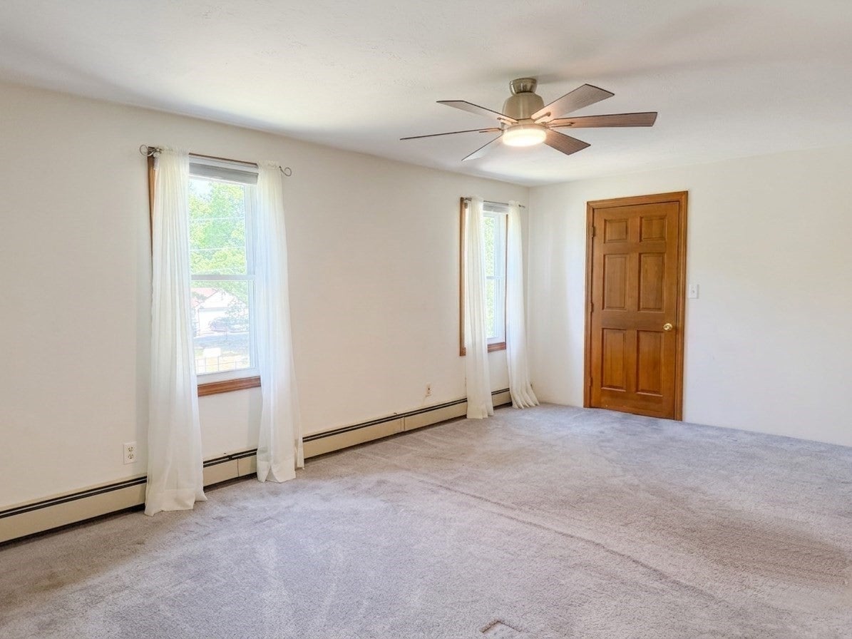15 Walnut St, West Bridgewater, MA Photo #9