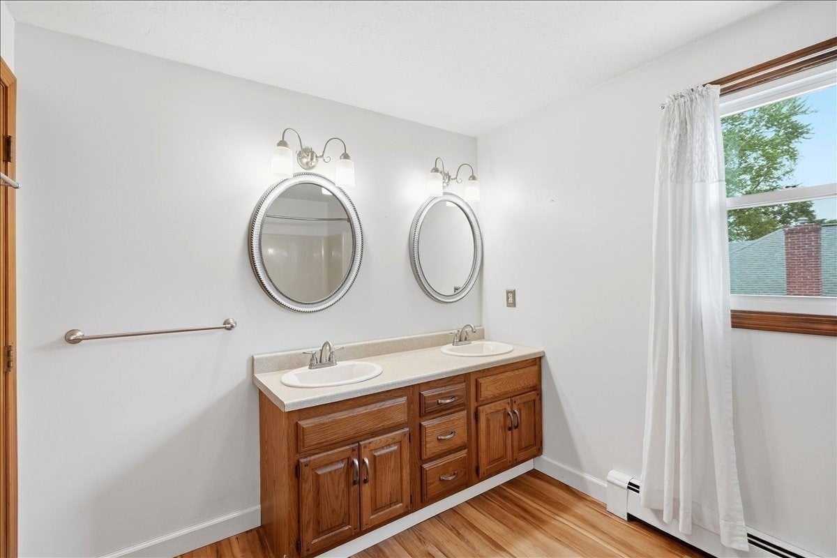 15 Walnut St, West Bridgewater, MA Photo #21